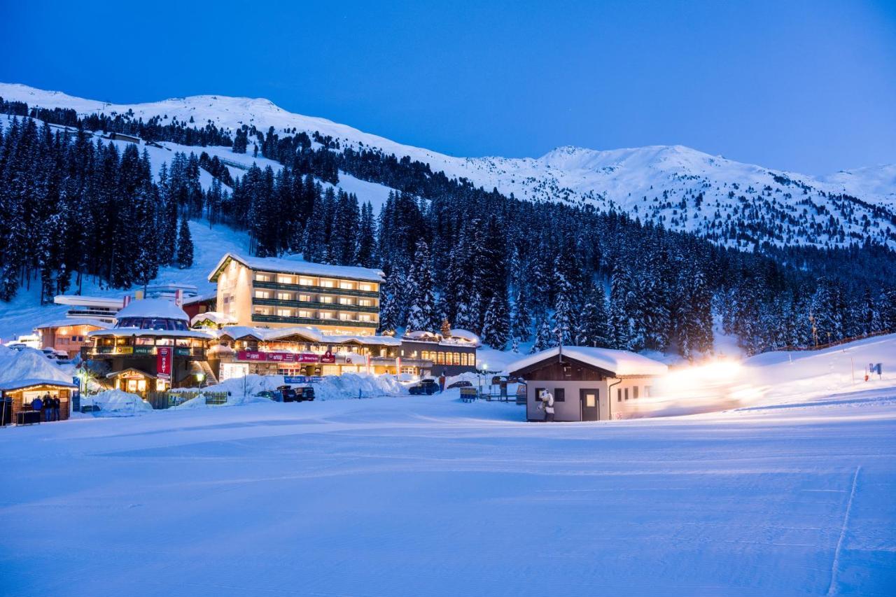 Hotel Berghotel Hochfuegen 4*