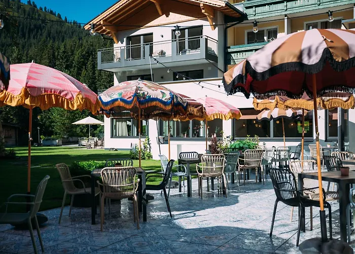 Berghotel Hochfuegen