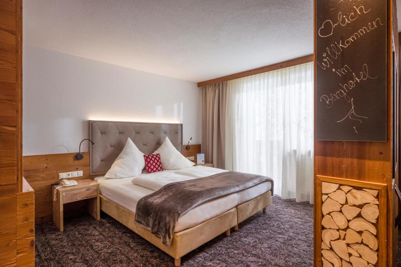 Berghotel Hochfuegen 4*
