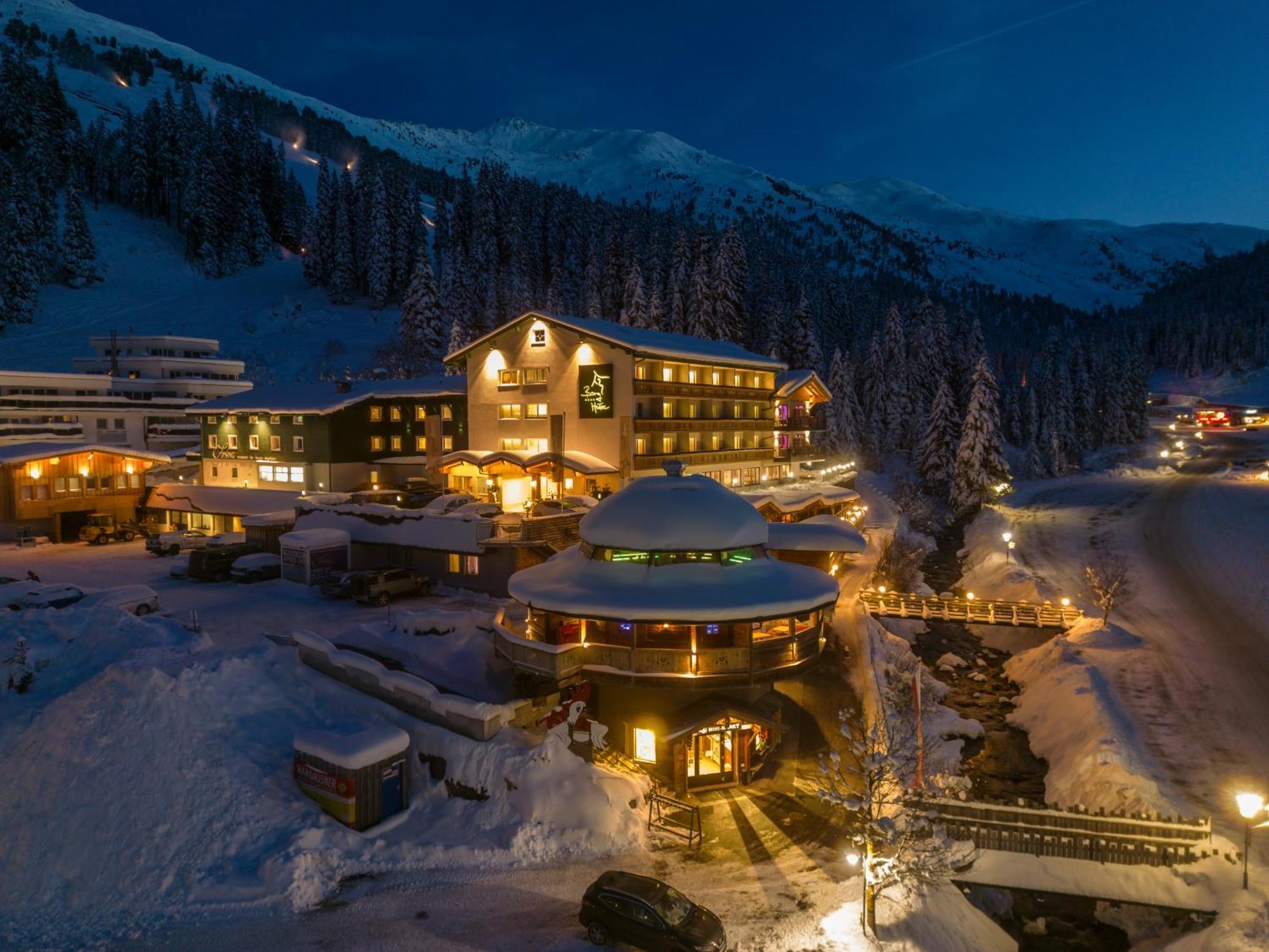 Berghotel Hochfuegen Hotel